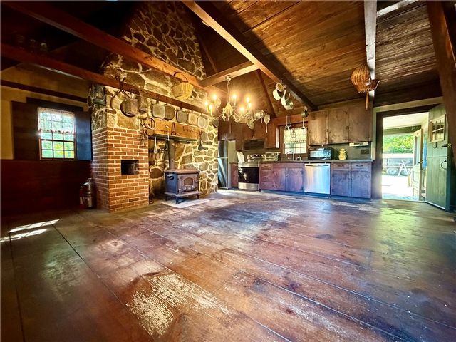 51 Elizabeth Avenue, North Smithfield, RI 02896