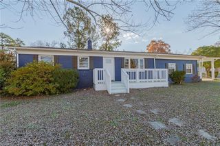 801 Bowerwood Drive, Thomasville, NC 27360