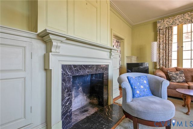 1216 Main St, West Point, VA 23181