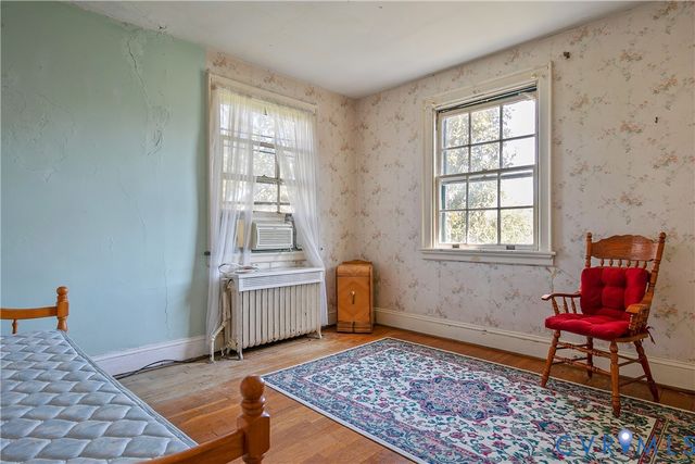 1216 Main St, West Point, VA 23181