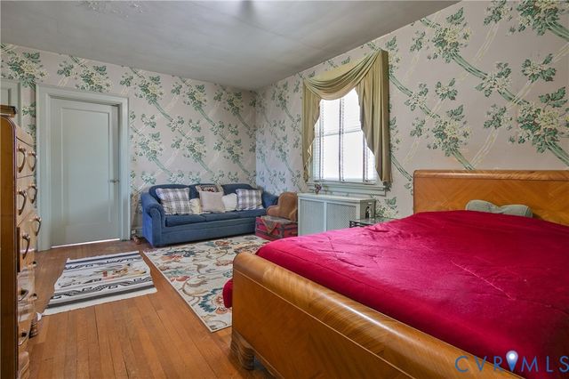 1216 Main St, West Point, VA 23181