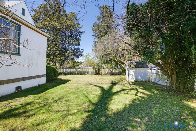 1216 Main St, West Point, VA 23181