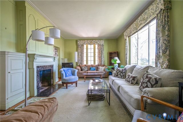 1216 Main St, West Point, VA 23181