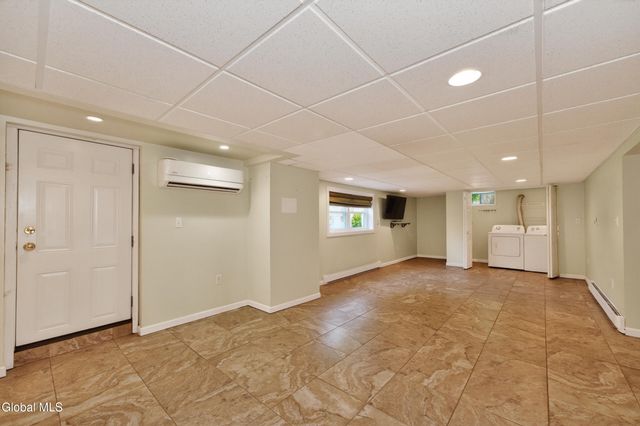 78 McNutt Avenue, Colonie, NY 12205