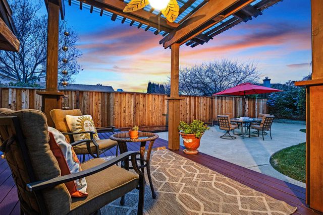 1127 Meadow Drive, Livermore, CA 94551