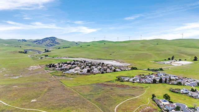 1127 Meadow Drive, Livermore, CA 94551