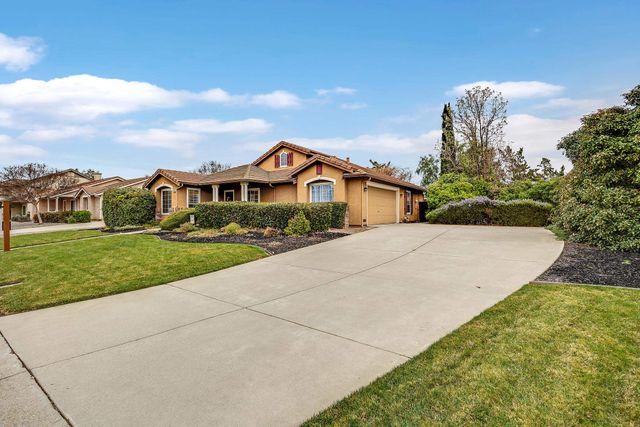 1127 Meadow Drive, Livermore, CA 94551