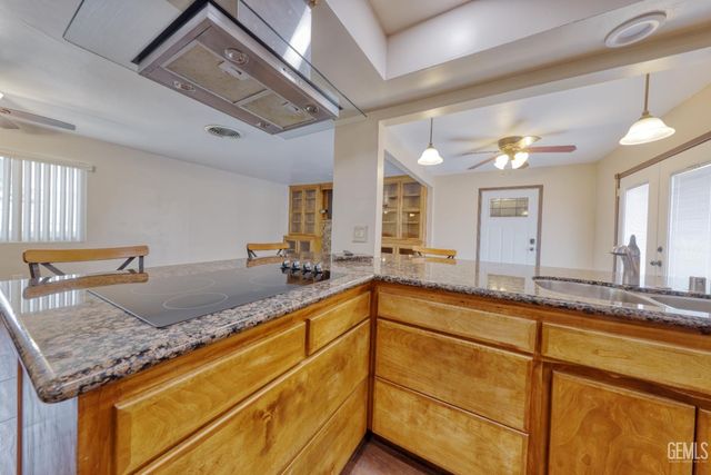 3500 Timberline Street, Bakersfield, CA 93308