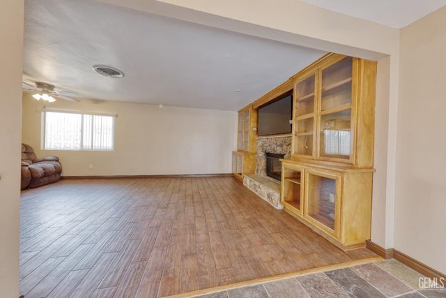 3500 Timberline Street, Bakersfield, CA 93308