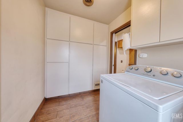 3500 Timberline Street, Bakersfield, CA 93308