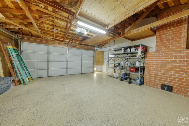 3500 Timberline Street, Bakersfield, CA 93308