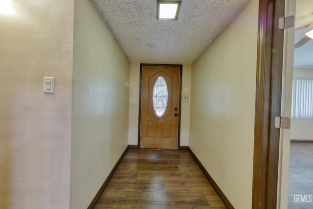 3500 Timberline Street, Bakersfield, CA 93308