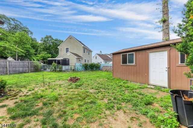 16 Boulevard Ave., Wanaque Boro, NJ 07420