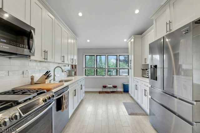 16 Boulevard Ave., Wanaque Boro, NJ 07420