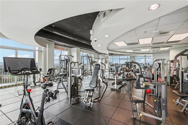 250 Pharr Road NE 701, Atlanta, GA 30305
