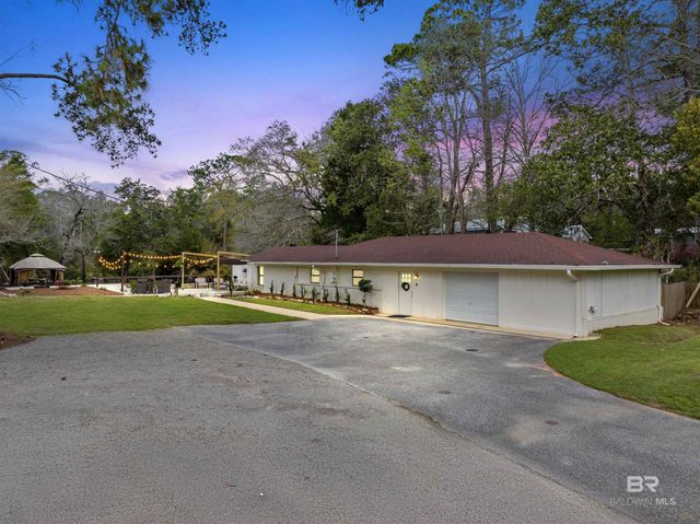 17595 River Road, Summerdale, AL 36580