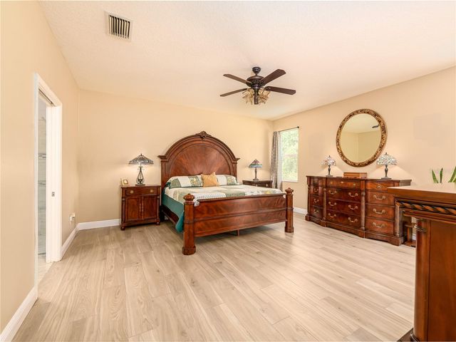 10515 CANARY ISLE DRIVE, Tampa, FL 33647