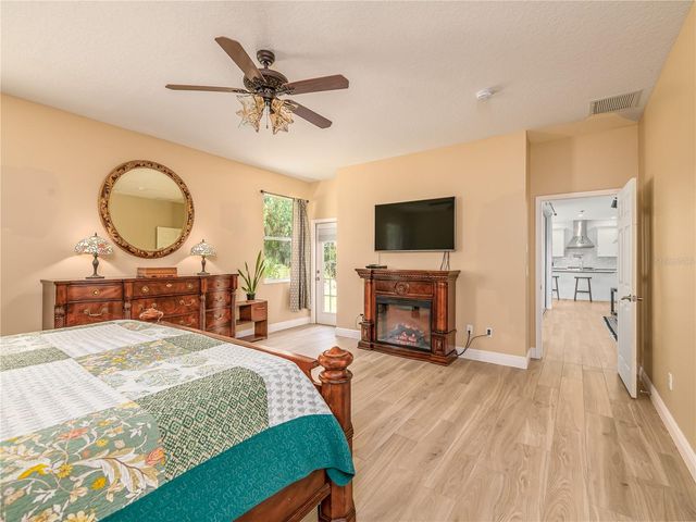 10515 CANARY ISLE DRIVE, Tampa, FL 33647