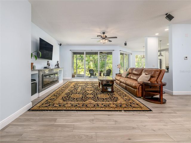 10515 CANARY ISLE DRIVE, Tampa, FL 33647