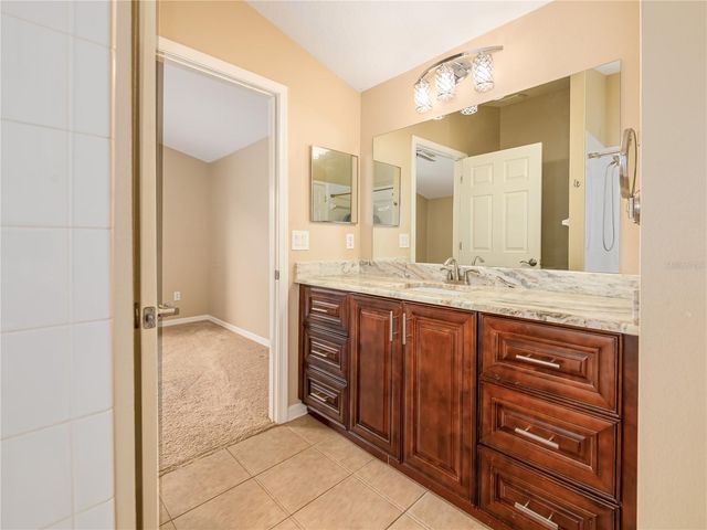 10515 CANARY ISLE DRIVE, Tampa, FL 33647