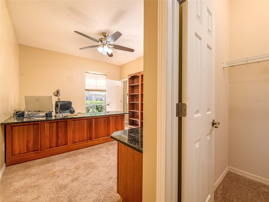 Image 29 of property listing at 10515 CANARY ISLE DRIVE, Tampa, FL 33647