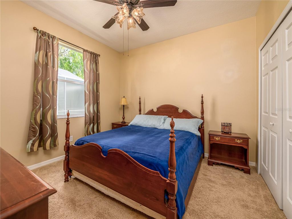 Image 30 of property listing at 10515 CANARY ISLE DRIVE, Tampa, FL 33647