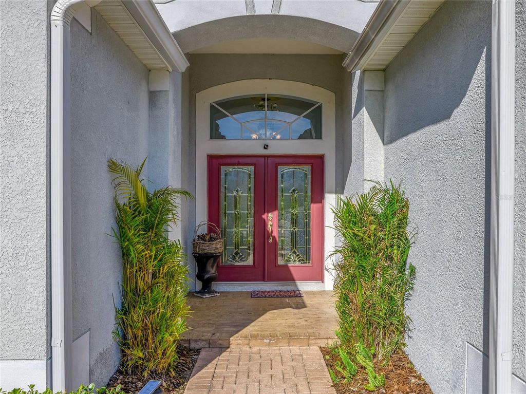 Image 46 of property listing at 10515 CANARY ISLE DRIVE, Tampa, FL 33647