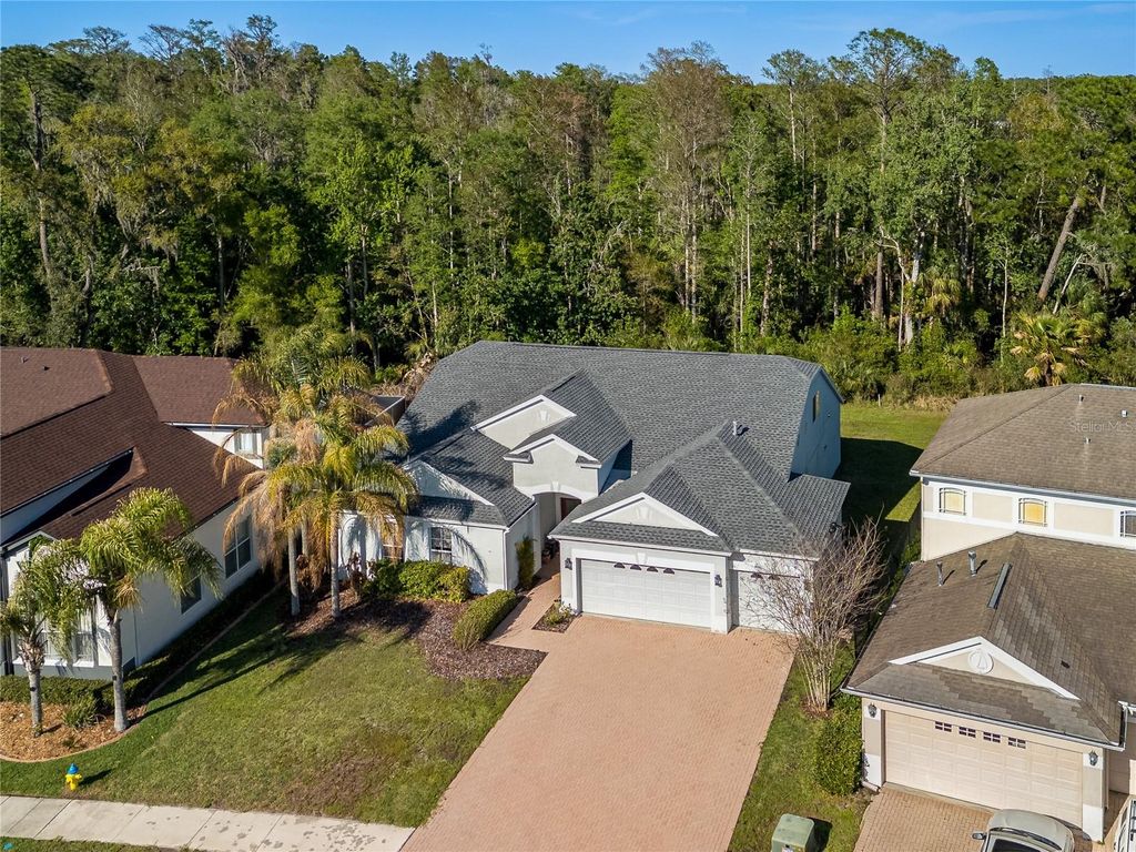 Image 72 of property listing at 10515 CANARY ISLE DRIVE, Tampa, FL 33647