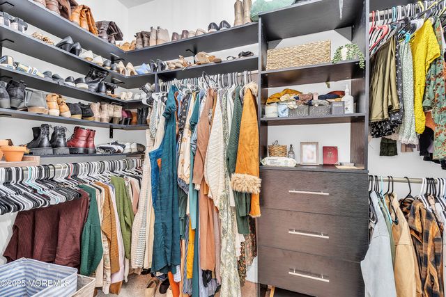 690 Colgate Avenue, Lanoka Harbor, NJ 08734