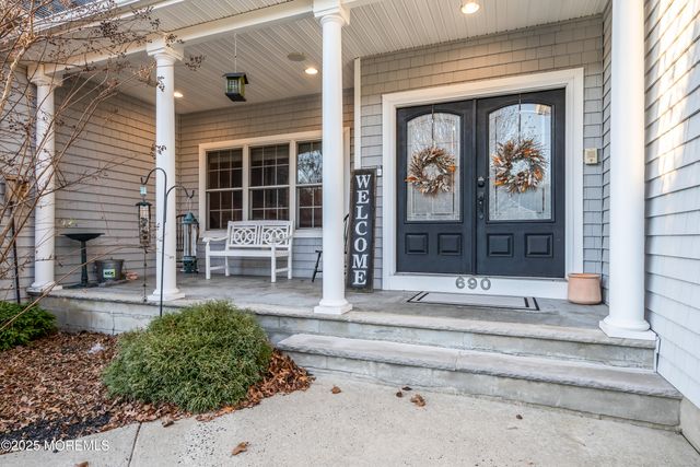 690 Colgate Avenue, Lanoka Harbor, NJ 08734