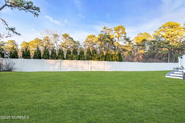 690 Colgate Avenue, Lanoka Harbor, NJ 08734