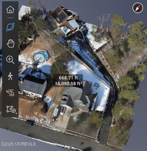 690 Colgate Avenue, Lanoka Harbor, NJ 08734