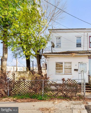 2526 BANK ST, Camden, NJ 08105