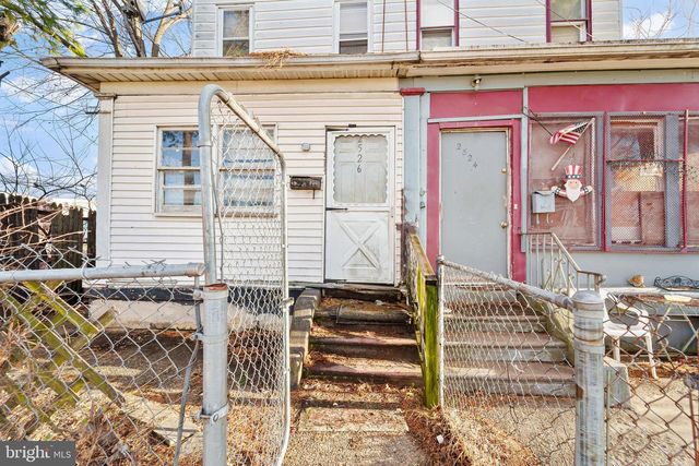 2526 BANK ST, Camden, NJ 08105