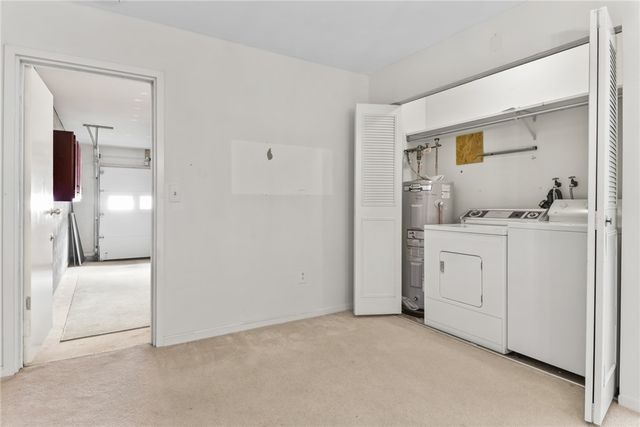 111 Edaville Court, Warwick, RI 02886