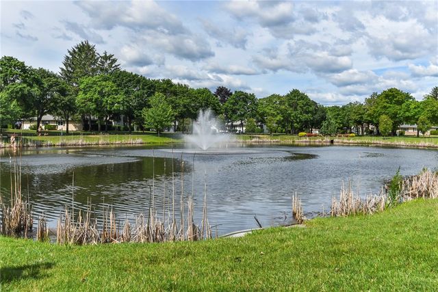 111 Edaville Court, Warwick, RI 02886