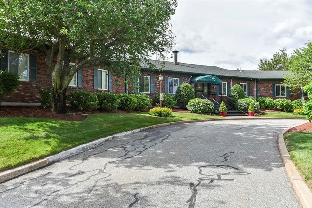 111 Edaville Court, Warwick, RI 02886
