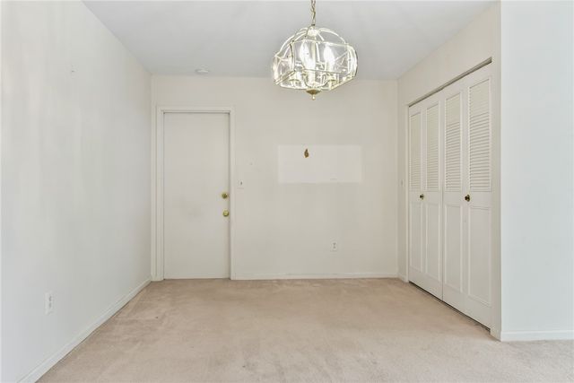 111 Edaville Court, Warwick, RI 02886