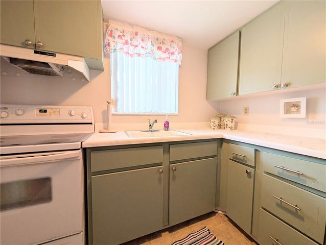 2309 CANAL DRIVE F4, Bradenton, FL 34207