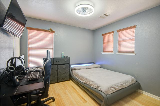 7247 Liberty Mesa Lane, Houston, TX 77049