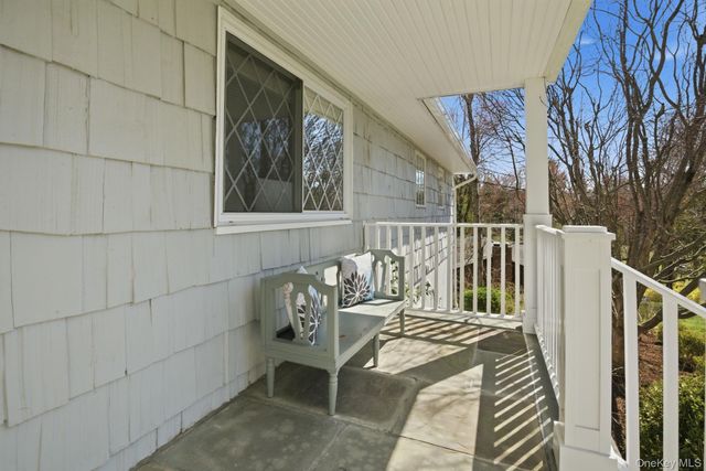 26 Meadow Lane, Chappaqua, NY 10514