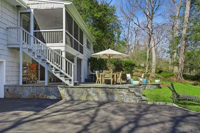 26 Meadow Lane, Chappaqua, NY 10514