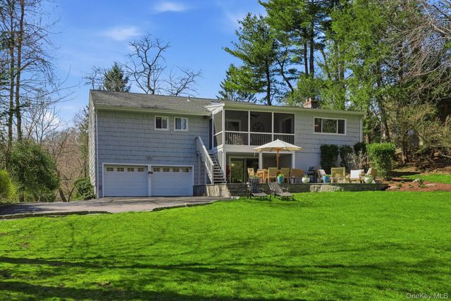 26 Meadow Lane, Chappaqua, NY 10514