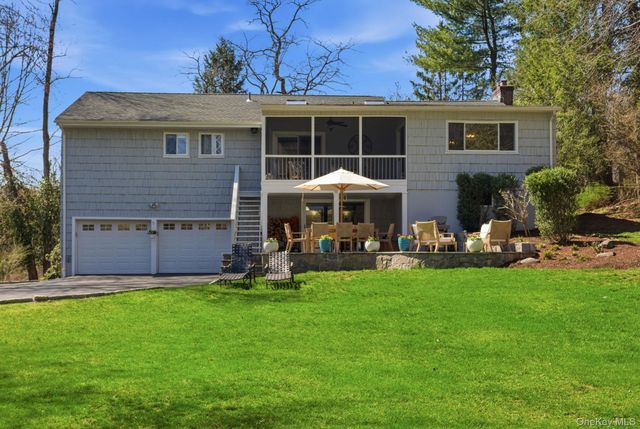 26 Meadow Lane, Chappaqua, NY 10514