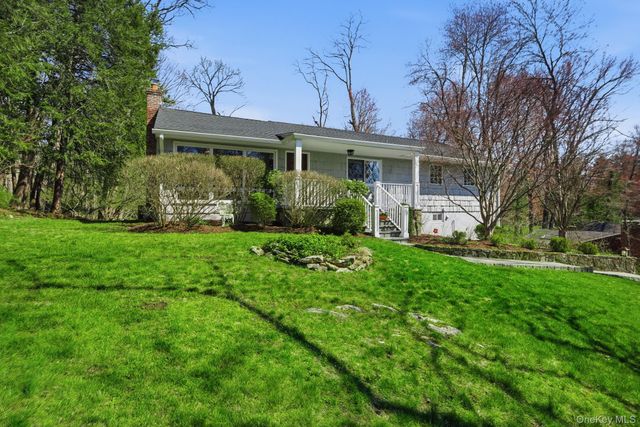 26 Meadow Lane, Chappaqua, NY 10514