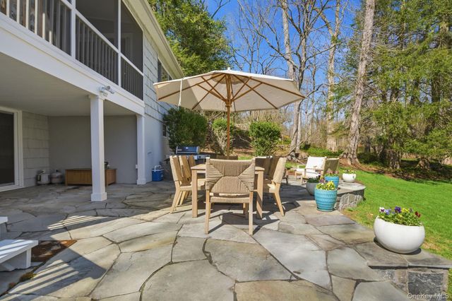 26 Meadow Lane, Chappaqua, NY 10514