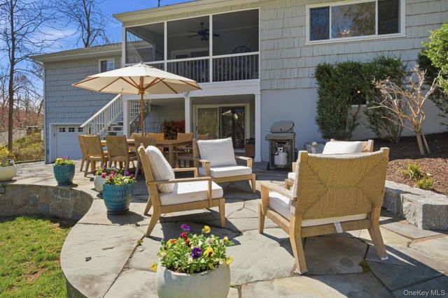 26 Meadow Lane, Chappaqua, NY 10514