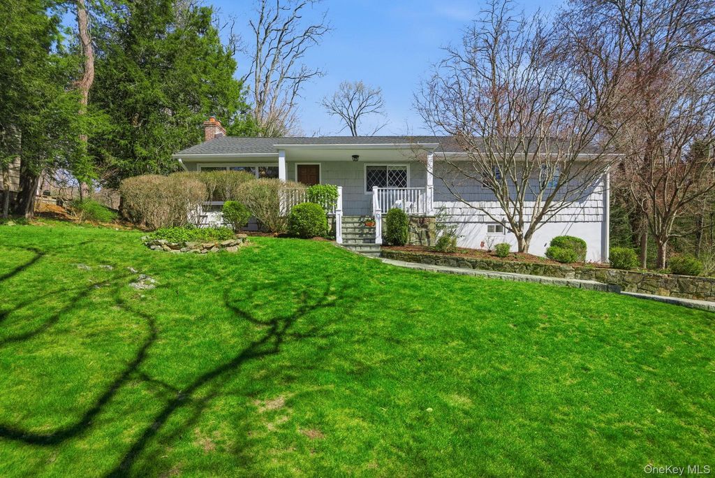 26 Meadow Lane, Chappaqua, NY 10514