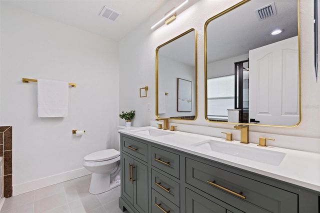 2921 49TH TERRACE S, St Petersburg, FL 33712