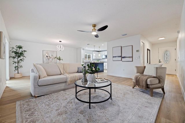 2921 49TH TERRACE S, St Petersburg, FL 33712